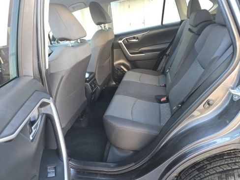 Used 2025 Toyota RAV4 XLE AWD/4WD image 26