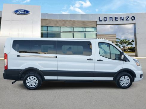Used 2023 Ford Transit 350 XLT image 4