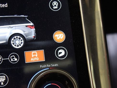 Used 2021 Land Rover Range Rover Sport SVR image 25