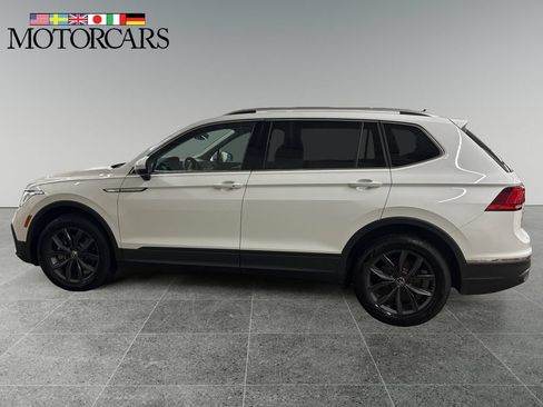 Used 2022 Volkswagen Tiguan SE AWD/4WD image 6