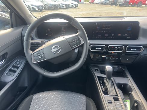 New 2026 Nissan Sentra SV w/ SV Convenience Package FWD image 12