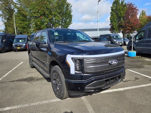 New 2025 Ford F150 Lightning Lariat image 3