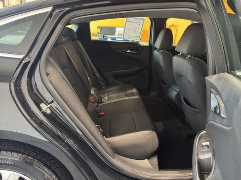 Used 2020 Chevrolet Malibu LS FWD image 18