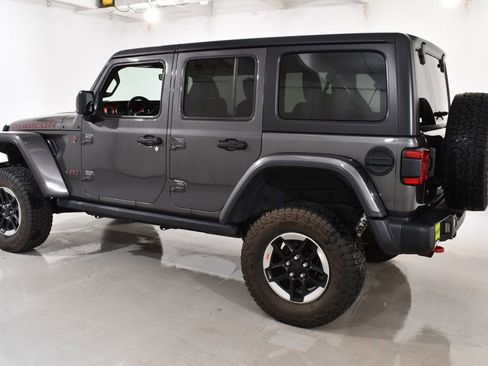 Used 2018 Jeep Wrangler Unlimited Rubicon AWD/4WD image 15