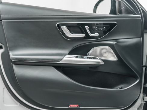 Used 2026 Mercedes-Benz E 53 AMG e 4MATIC Sedan image 43