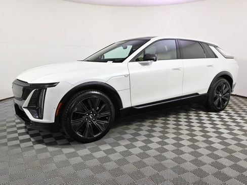 New 2025 Cadillac Lyriq Sport w/ Nappa Leather Package AWD/4WD image 2
