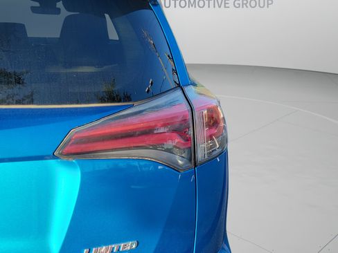 Used 2017 Toyota RAV4 Limited w/ All Weather Liner Package AWD/4WD image 20
