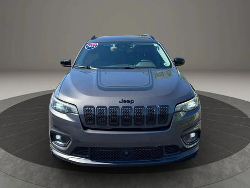 Used 2022 Jeep Cherokee Latitude w/ Trailer Tow Group AWD/4WD image 4
