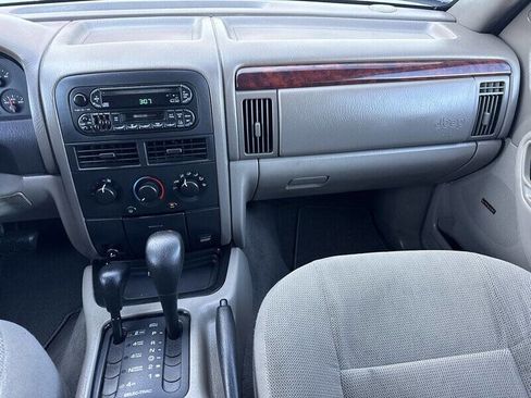 Used 2000 Jeep Grand Cherokee Laredo image 23