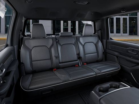 New 2026 RAM 1500 Laramie AWD/4WD image 15