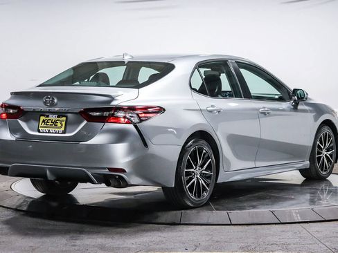 Certified 2024 Toyota Camry SE w/ Audio Upgrade Package FWD image 5