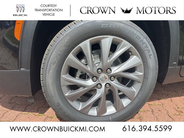 Used 2026 Buick Enclave Preferred w/ Power Package AWD/4WD image 4