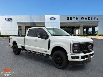 New 2026 Ford F350 Lariat w/ Black Appearance Package