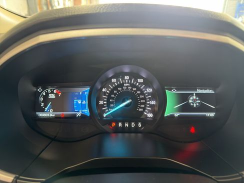 Used 2019 Ford Edge SEL w/ Equipment Group 201A AWD/4WD image 16