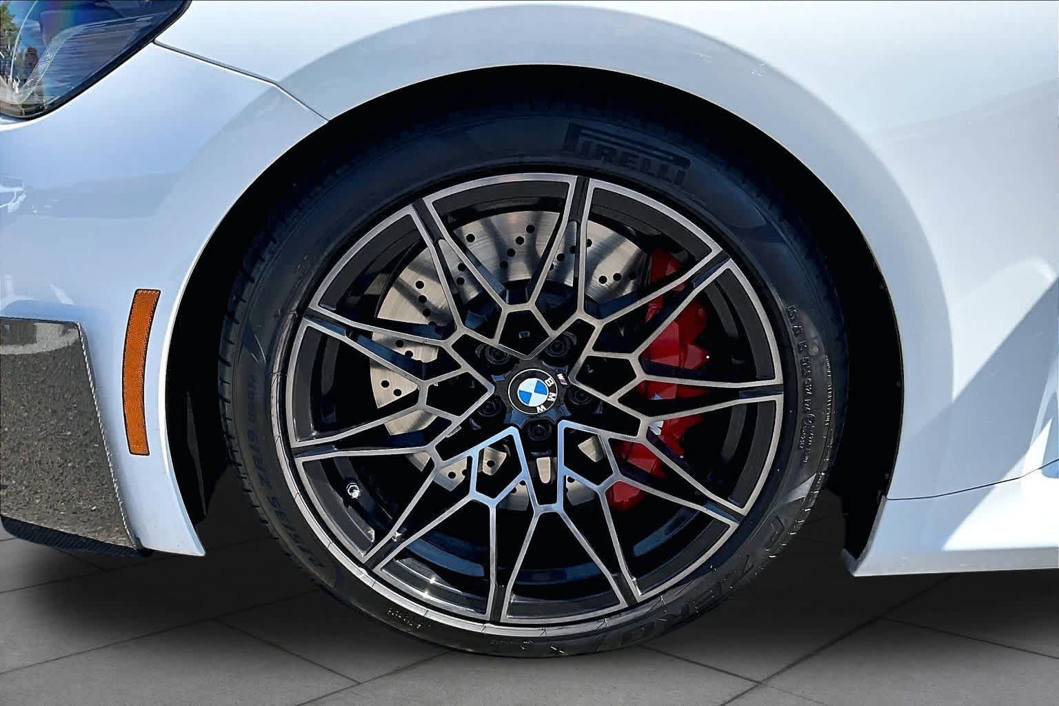 Used 2025 BMW M2 w/ Carbon Package RWD image 10