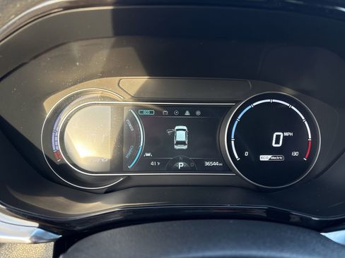 Used 2022 Kia Niro EX w/ Cold Weather Package image 16