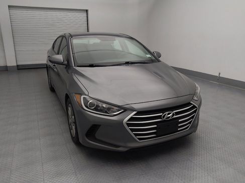 Used 2018 Hyundai Elantra SEL image 14