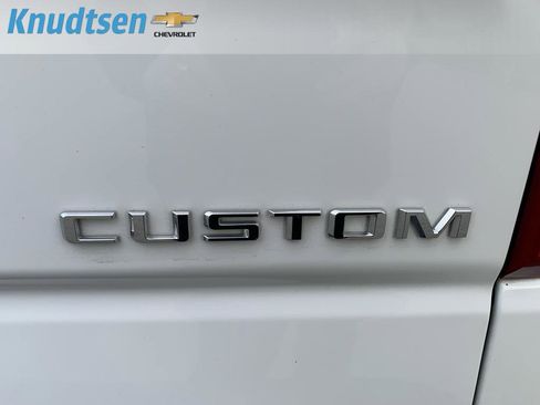 Used 2025 Chevrolet Silverado 1500 Custom image 16