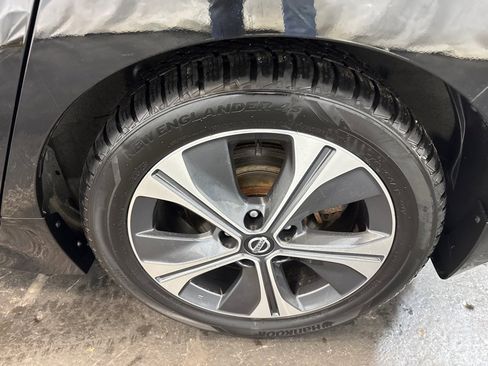 Used 2019 Nissan Leaf SV w/ SV All Weather Package image 12