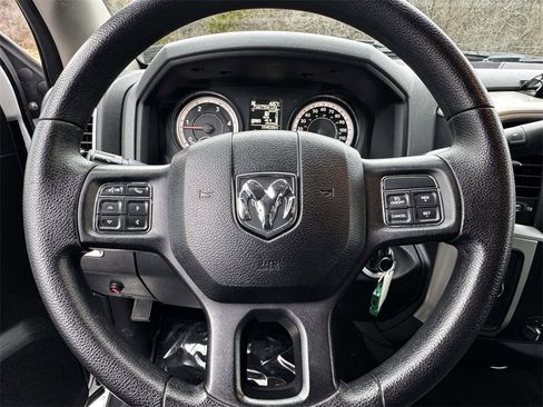 Used 2016 RAM 2500 SLT image 17