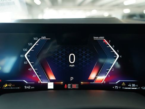 New 2026 BMW X5 xDrive50e w/ Climate Comfort Package image 18