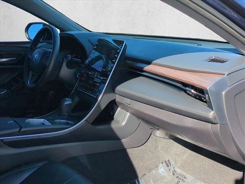 Certified 2021 Toyota Avalon XLE w/ Carpet Mat Package (TMS) FWD image 21