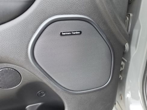 Used 2021 Dodge Durango R/T w/ Technology Group AWD/4WD image 26
