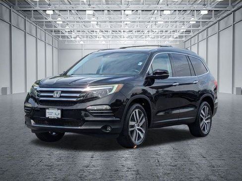 Used 2016 Honda Pilot Touring image 9