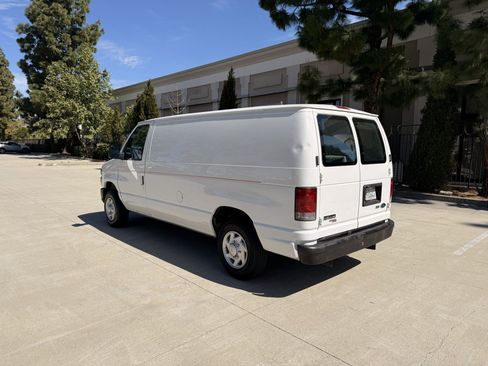 Used 2012 Ford E-150 and Econoline 150 w/ PWR Group RWD image 4