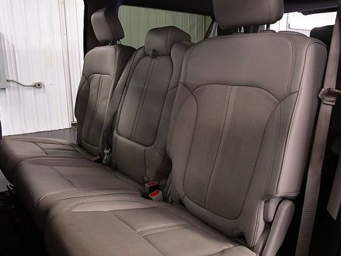 Used 2023 Jeep Wagoneer L Series III w/ Premium Group I image 29