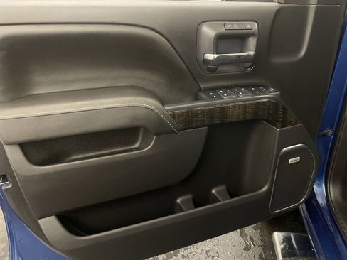 Used 2016 GMC Sierra 2500 Denali w/ Duramax Plus Package image 16