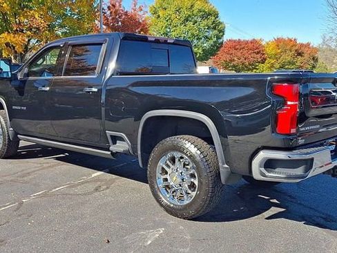 Certified 2024 Chevrolet Silverado 2500 LTZ w/ LTZ Premium Package image 6