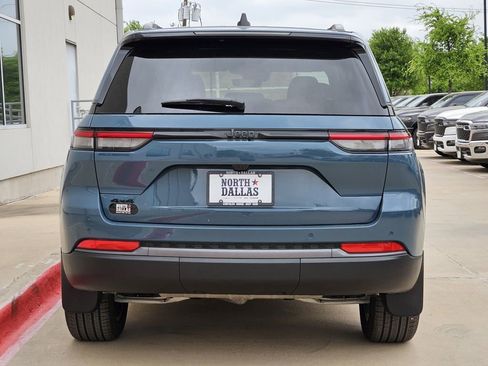 New 2026 Jeep Grand Cherokee Limited w/ Limited Altitude Package image 4