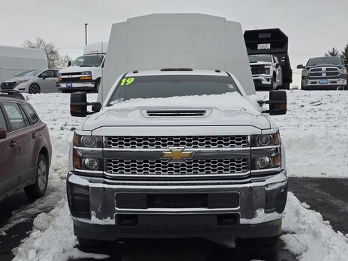 Used 2019 Chevrolet Silverado 3500 W/T w/ WT Convenience Package image 2