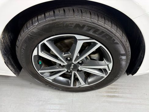 Used 2023 Kia Forte LXS FWD image 10