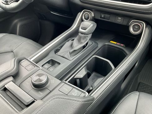 Used 2024 Toyota Grand Highlander Platinum image 14