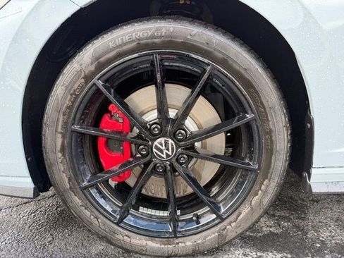 Used 2025 Volkswagen Jetta GLI Autobahn image 22