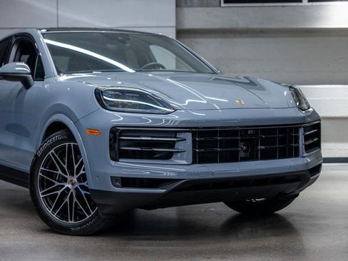 Certified 2026 Porsche Cayenne Coupe image 14