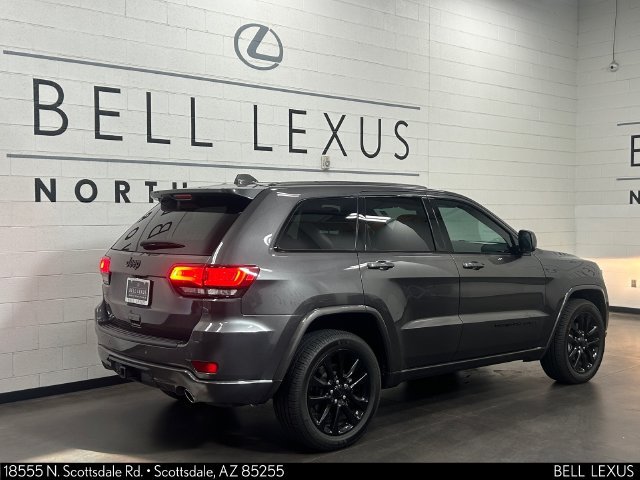 Used 2019 Jeep Grand Cherokee Altitude AWD/4WD image 4