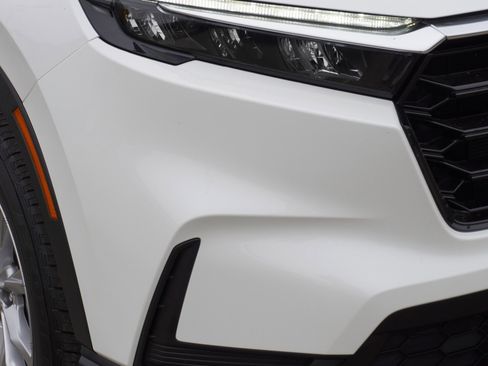 Used 2025 Honda CR-V EX image 3