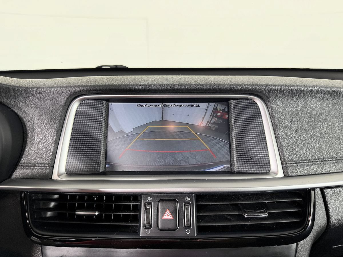 Used 2020 Kia Optima LX FWD image 57