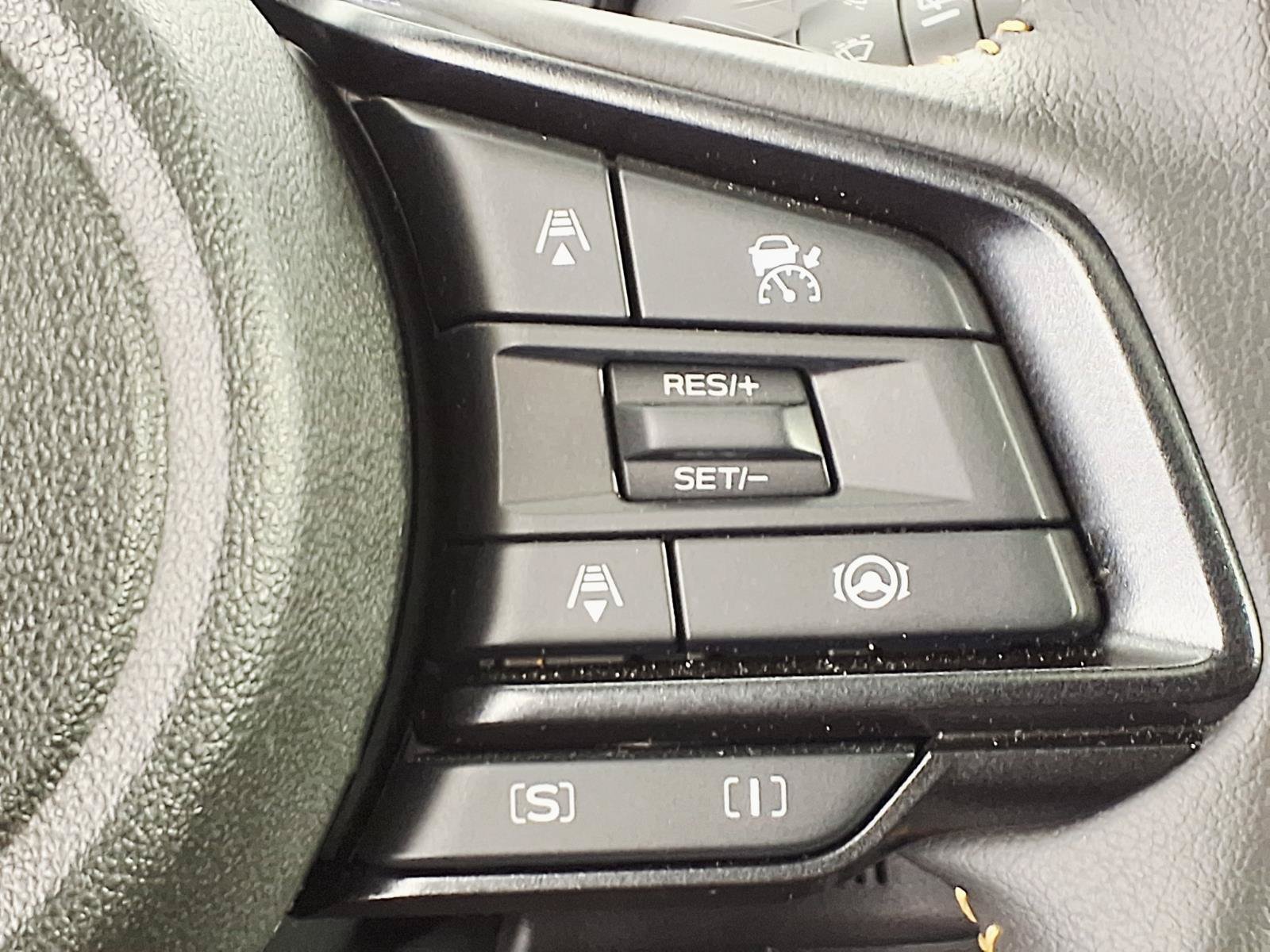 Used 2025 Subaru Crosstrek 2.5i Sport w/ Crosstrek Mirror Package AWD/4WD image 18
