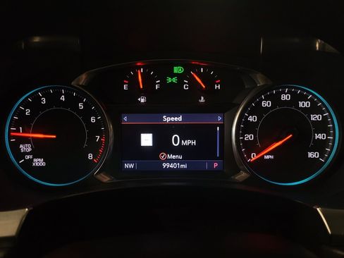 Used 2020 Chevrolet Traverse LT w/ LT Premium Package FWD image 23