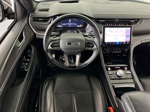 Used 2023 Jeep Grand Cherokee Overland w/ Adv Protech Group III image 23