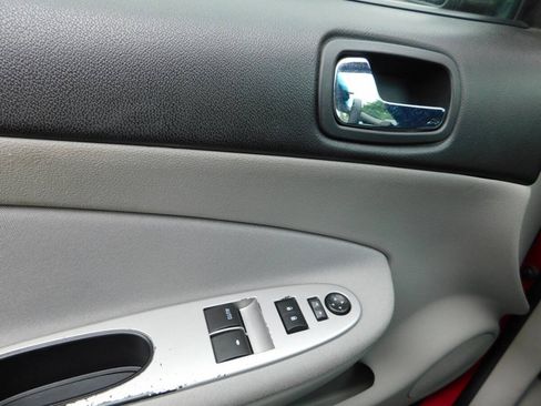 Used 2010 Chevrolet Cobalt LT FWD image 15