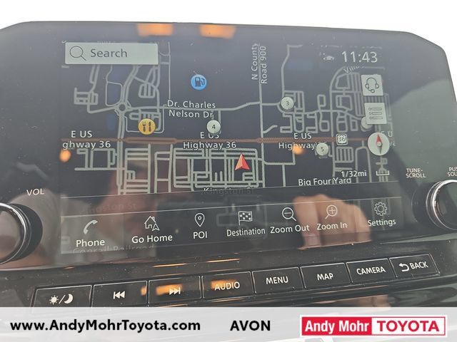 Used 2023 Nissan Pathfinder SL AWD/4WD image 21