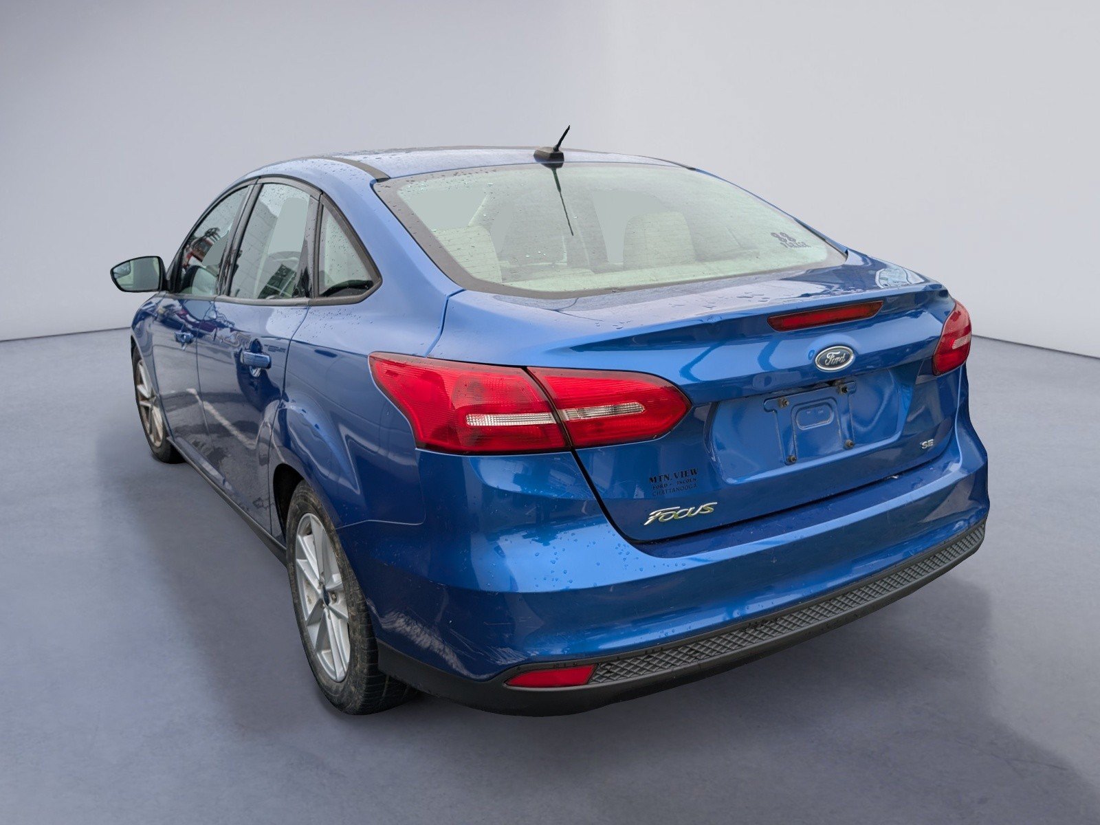 Used 2018 Ford Focus SE FWD image 6