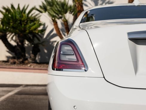 Used 2024 Rolls-Royce Ghost image 13