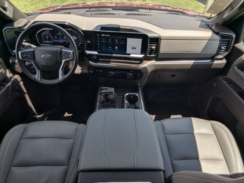 Certified 2025 Chevrolet Silverado 1500 RST AWD/4WD image 19