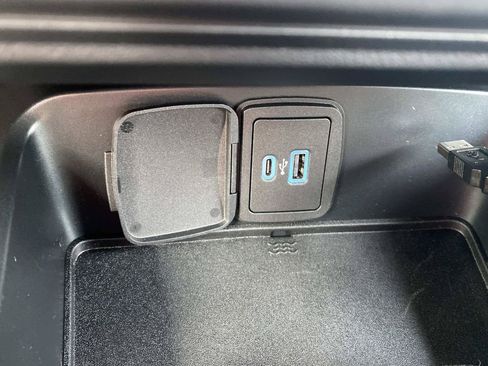 Used 2024 Ford Bronco Outer Banks AWD/4WD image 27